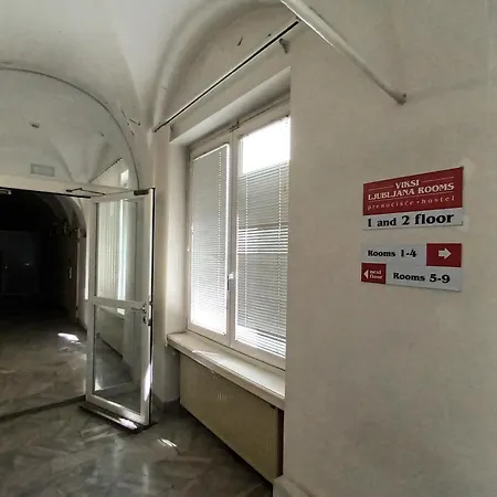 Viksi Hiša za goste *