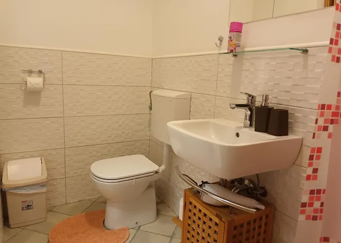 بيت ضيافة Viksi *